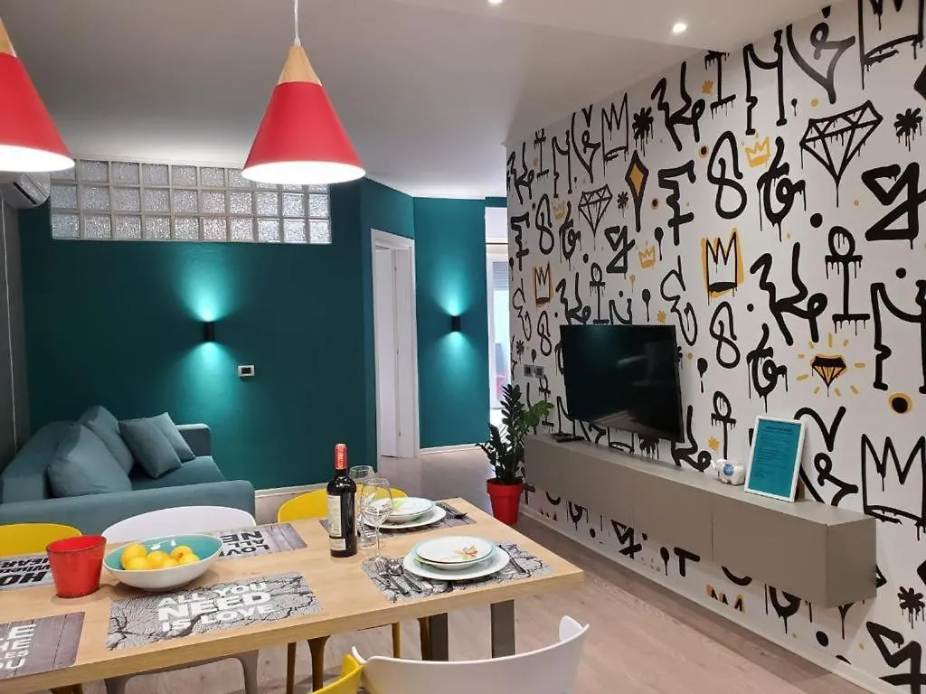 Helga'S Deluxe 3 Apartment Tirana